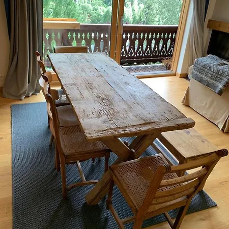 Apartment Amazing Mt Blanc View 2 Bed, Parking, 10mins Walk