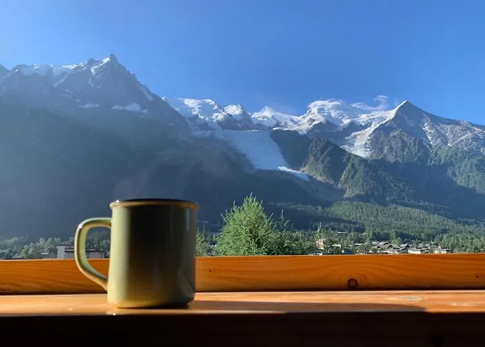 Amazing Mt Blanc View 2 Bed, Parking, 10mins Walk Apartment *