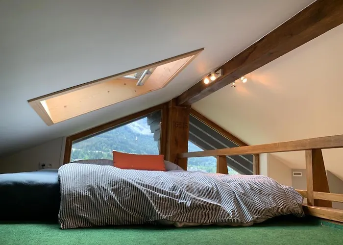 Amazing Mt Blanc View 2 Bed, Parking, 10mins Walk Apartment *