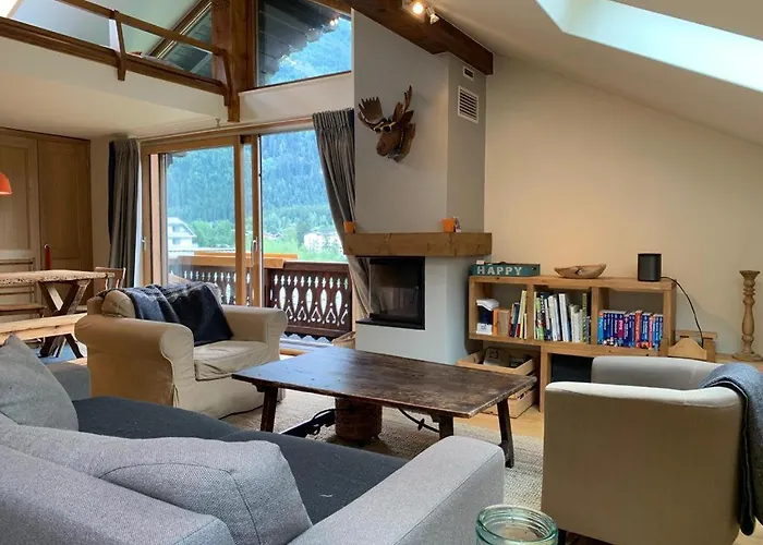 Amazing Mt Blanc View 2 Bed, Parking, 10mins Walk Apartment Chamonix